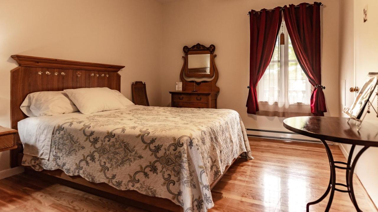 Auberge Akamaraska Kamouraska Bagian luar foto